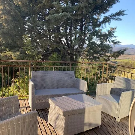 Semesterbostad De Mon Pere